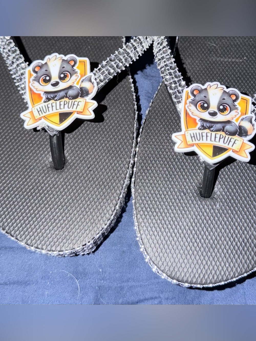 Hufflepuff Flip Flops - Black with Hufflepuff Badge